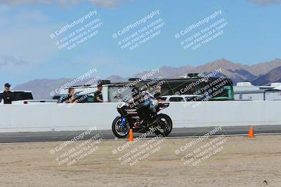 media/Mar-17-2024-CVMA (Sun) [[2dda336935]]/Race 8 Formula Ultra Lightweight Shootout/